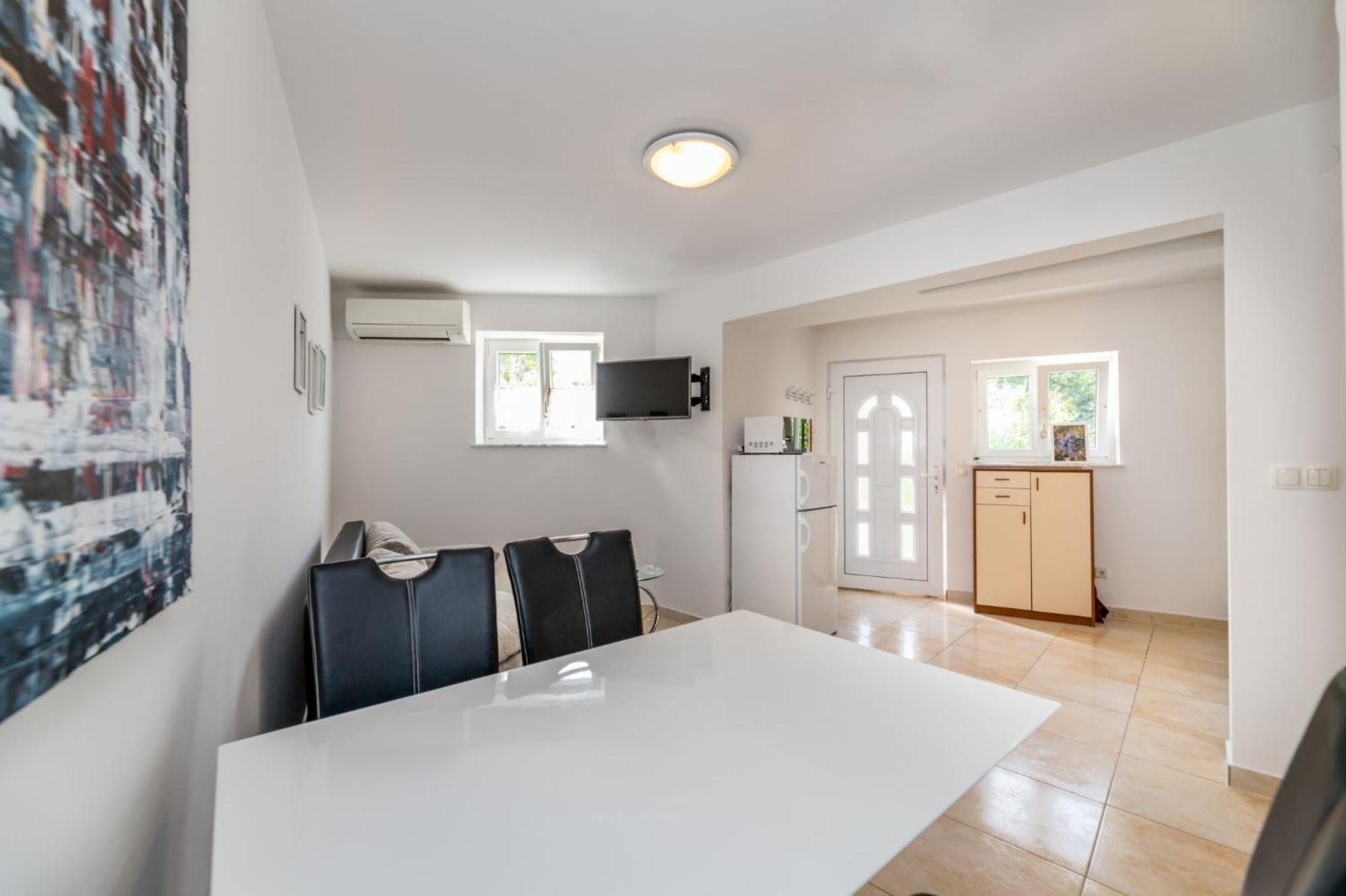 באסקה Apartments Oleander Kricin מראה חיצוני תמונה